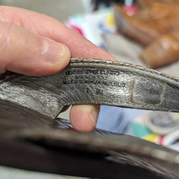 Tory Burch Thora Metallic Snakeskin Leather Flip Flops / 9 - Picture 8 of 10